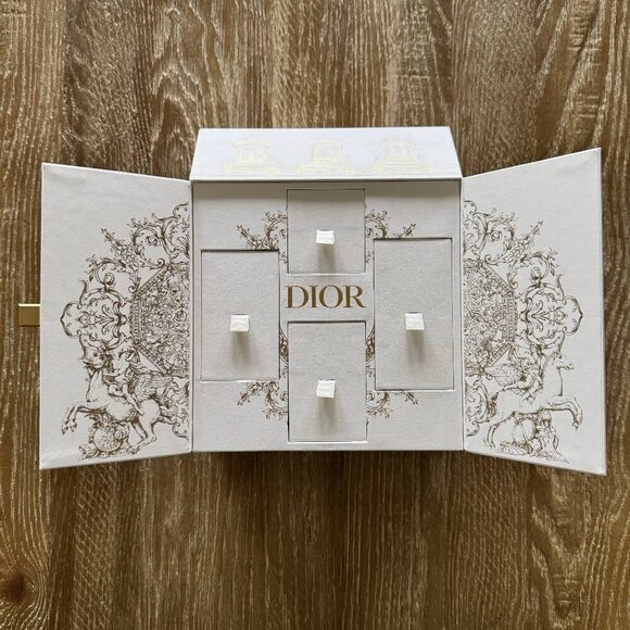 Dior Mini Advent Calender - Picture 2 of 4